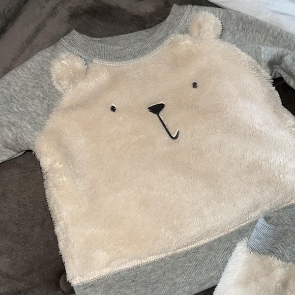 Baby Bear Sherpa Outfit Set - Picture 2 of 5